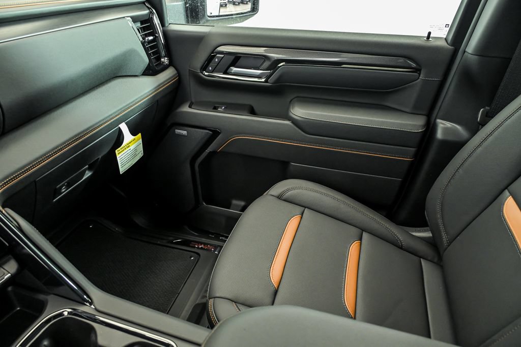 New 2026 GMC Sierra 2500 AT4 w/ AT4 Preferred Package AWD/4WD image 18