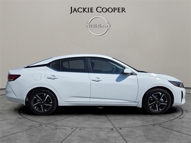 New 2025 Nissan Sentra SV image 6