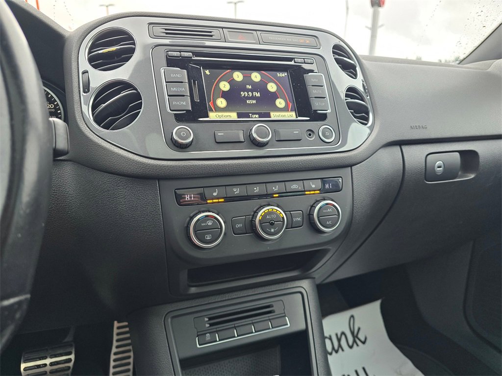 Used 2014 Volkswagen Tiguan R-Line image 18