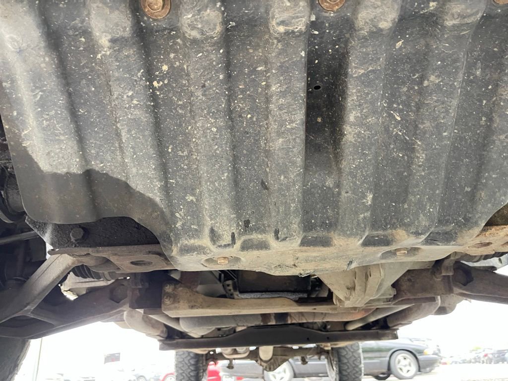 Used 2003 Chevrolet Silverado 2500 LS image 10