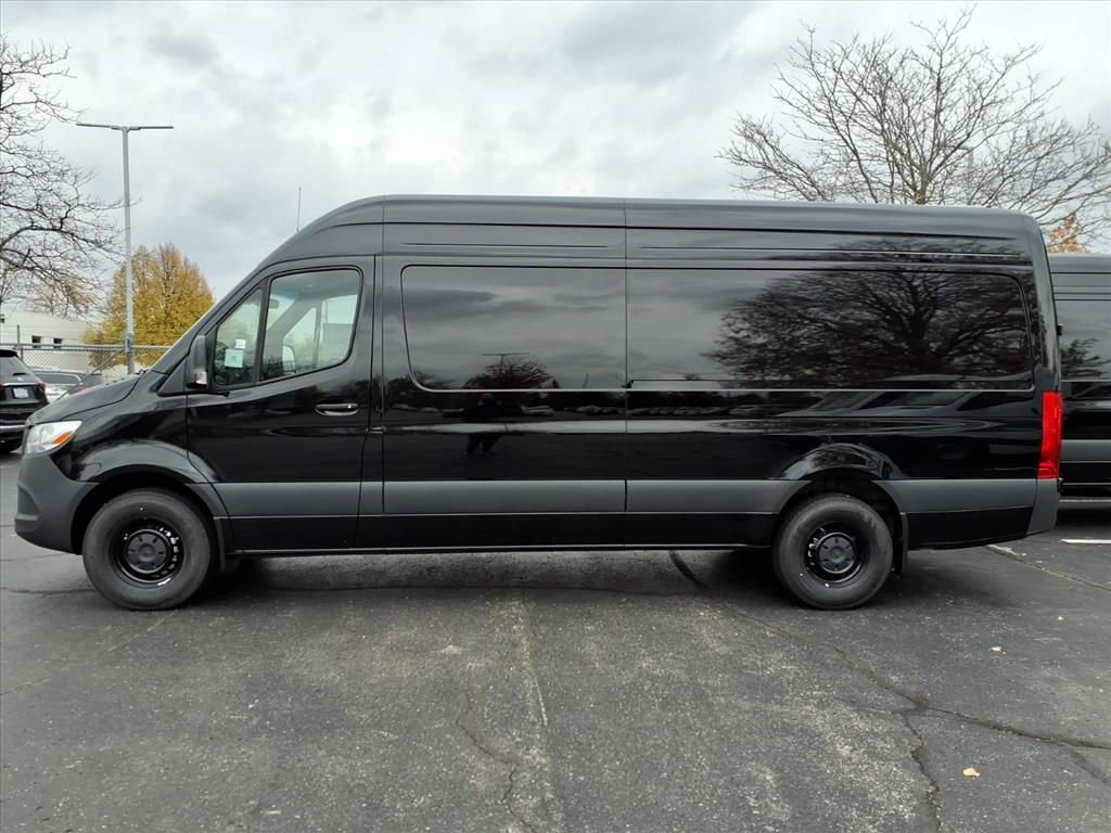 New 2026 Mercedes-Benz Sprinter 2500 image 2