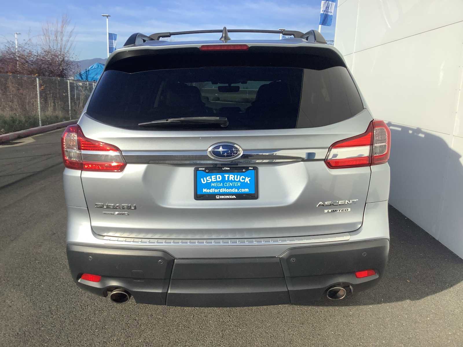 Used 2020 Subaru Ascent Limited w/ Technology Package image 5