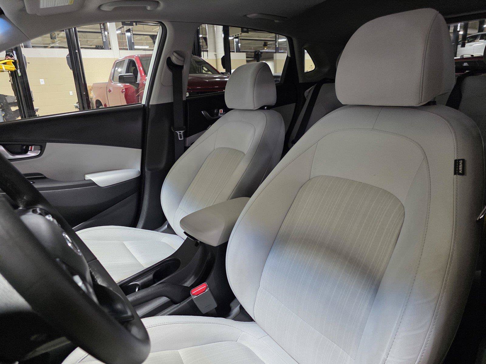 Used 2023 Hyundai Kona SEL w/ Convenience Package FWD image 22