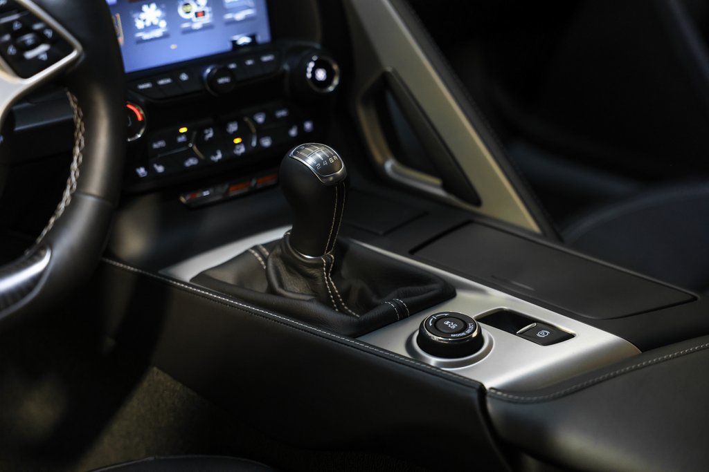 Used 2017 Chevrolet Corvette Z06 RWD image 31