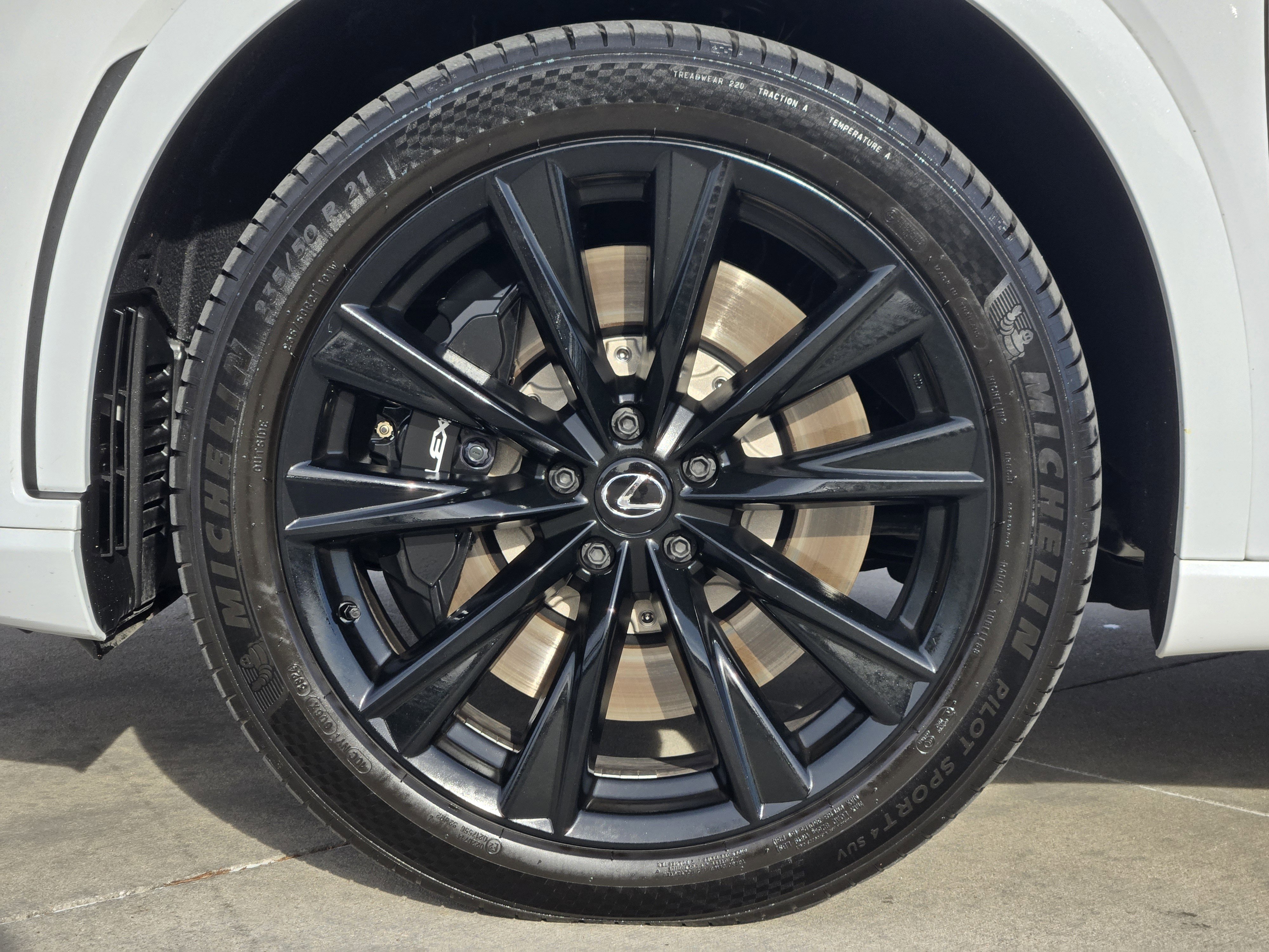 Used 2024 Lexus RX 500h F Sport image 19