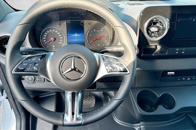 New 2026 Mercedes-Benz Sprinter 2500 image 11