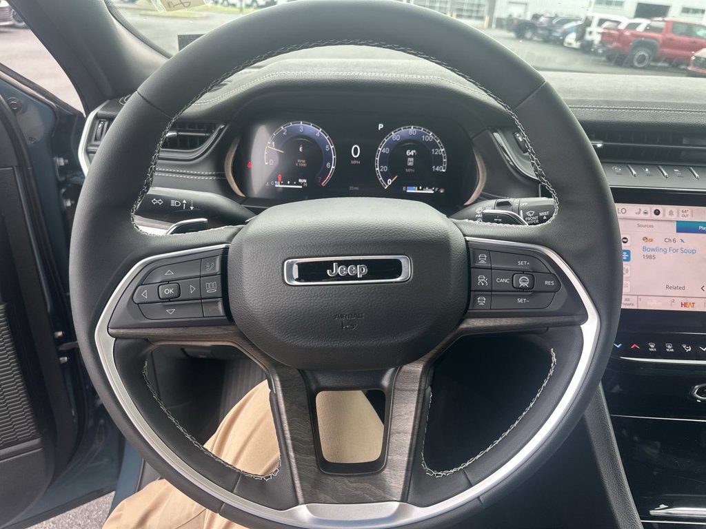New 2027 Jeep Grand Cherokee L Limited AWD/4WD image 21