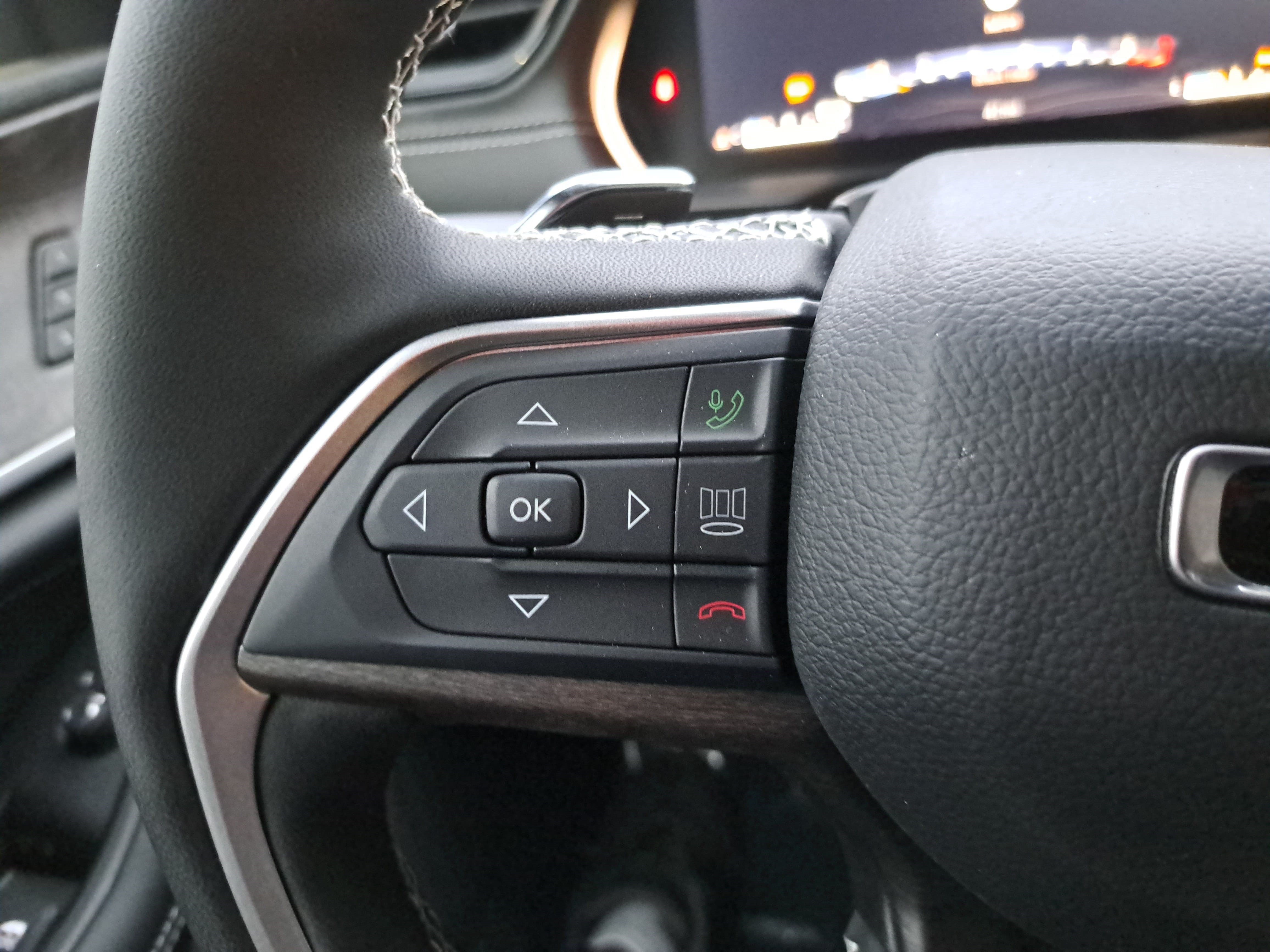New 2026 Jeep Grand Cherokee Limited Reserve AWD/4WD image 18