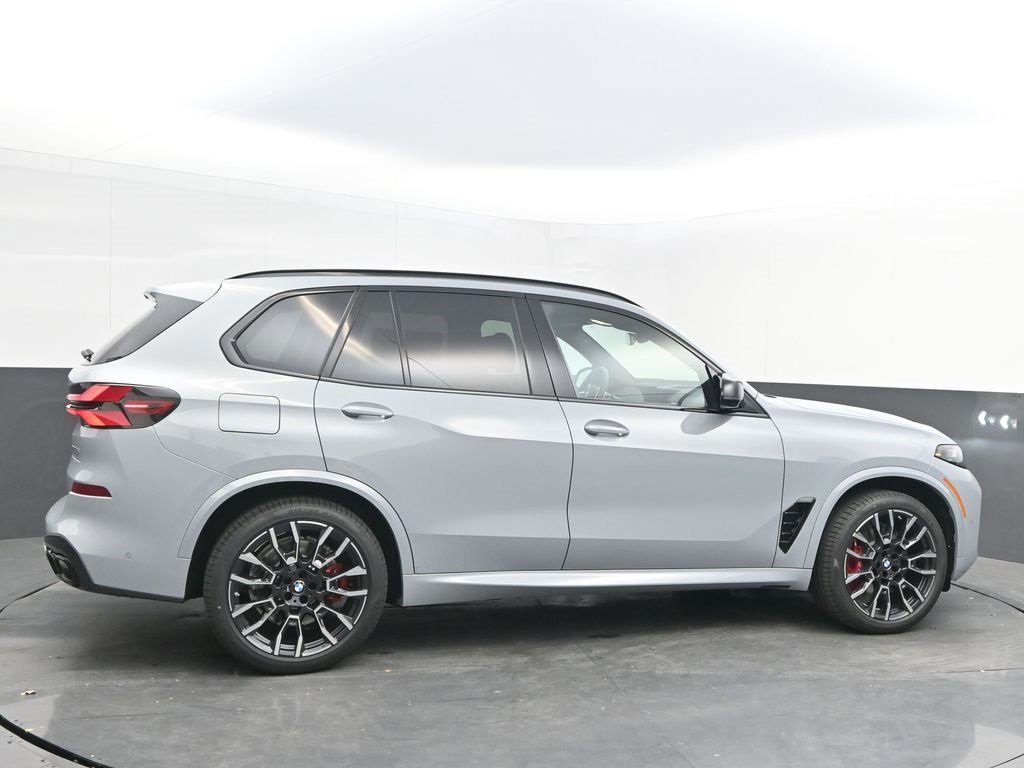 New 2026 BMW X5 M60i w/ Executive Package image 8