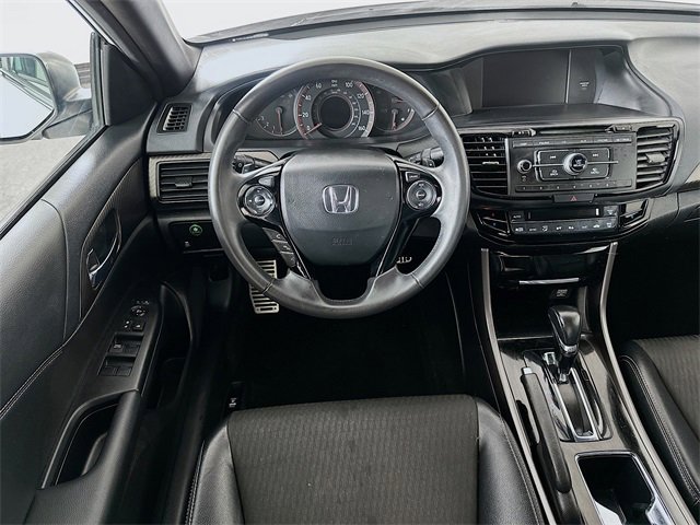 Used 2016 Honda Accord Sport image 3