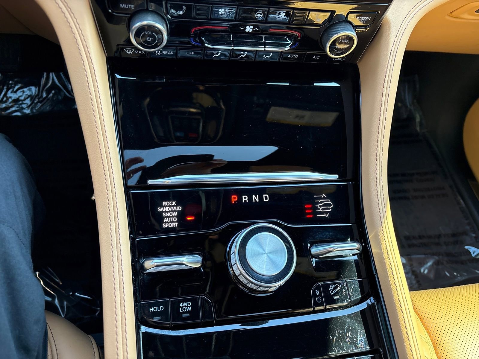 Used 2023 Jeep Grand Cherokee L Summit image 18