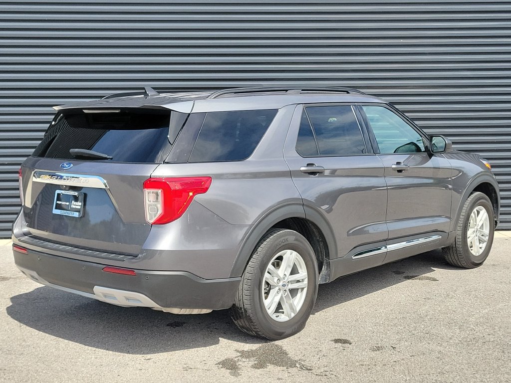 Used 2024 Ford Explorer XLT w/ Equipment Group 202A RWD image 7
