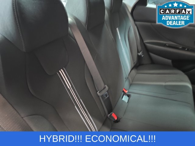 Used 2026 Hyundai Elantra Hybrid FWD image 11