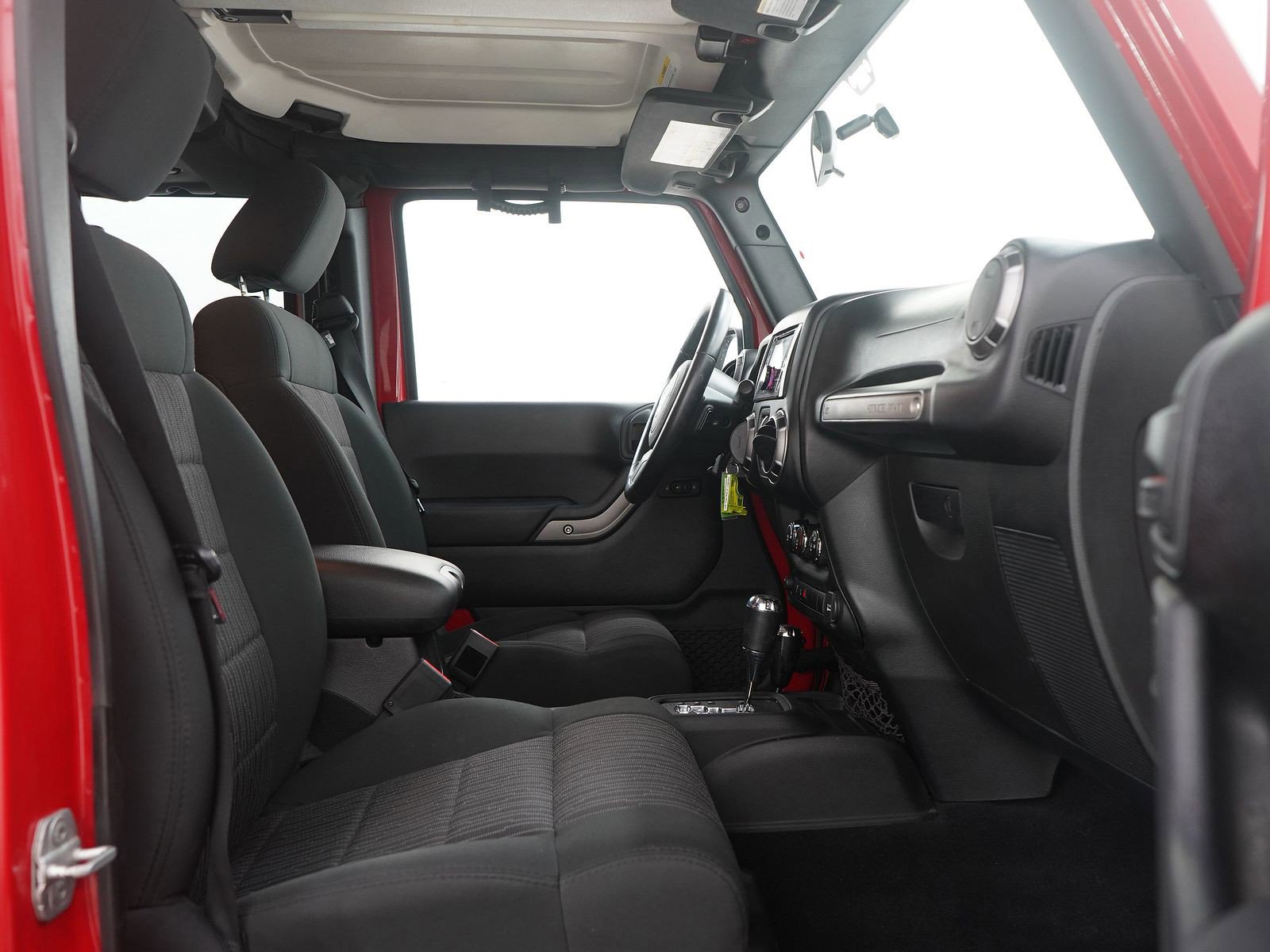 Used 2012 Jeep Wrangler Unlimited Sport image 11