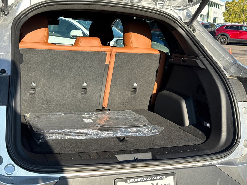 New 2025 VinFast VF 8 Plus image 10