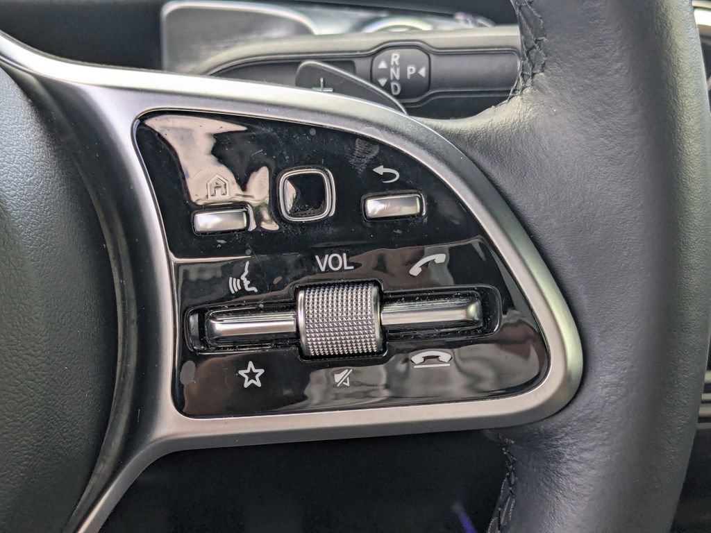 Certified 2022 Mercedes-Benz GLB 250 image 12