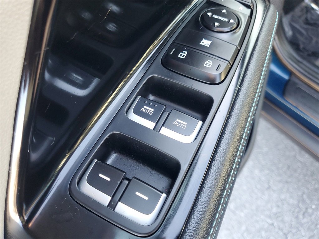 Used 2022 Kia Niro EX Premium image 19