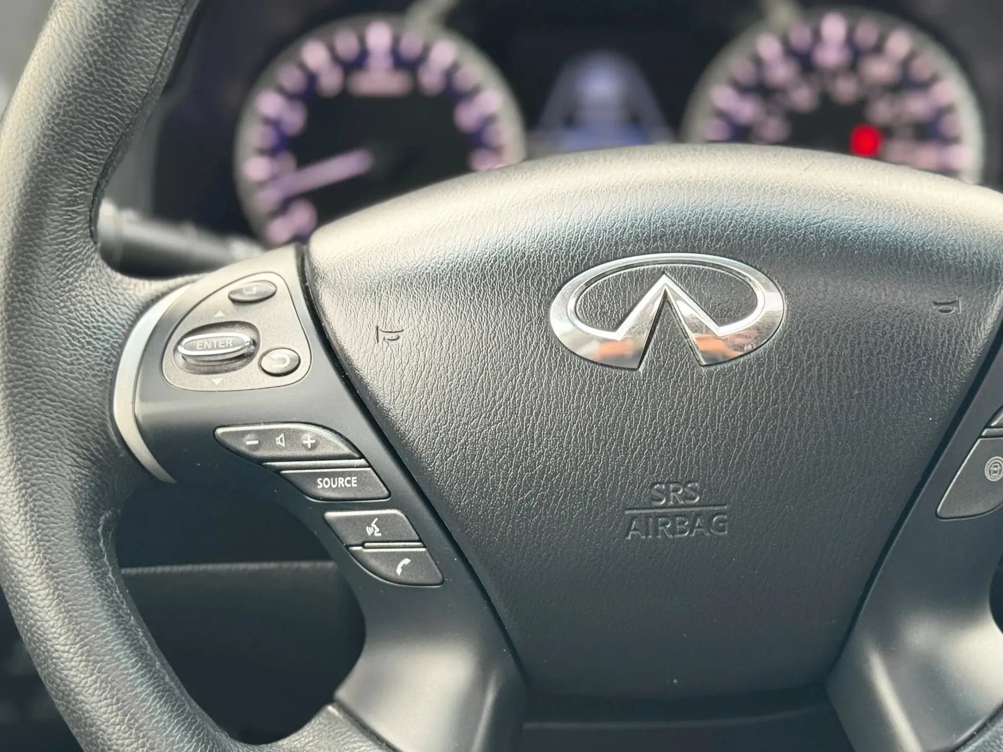 Used 2013 INFINITI JX35 FWD w/ Premium Pkg image 39