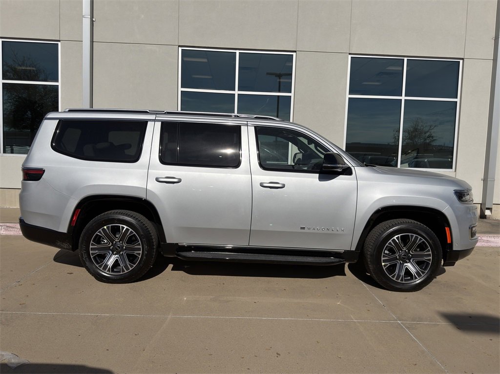 New 2025 Jeep Wagoneer Base image 4