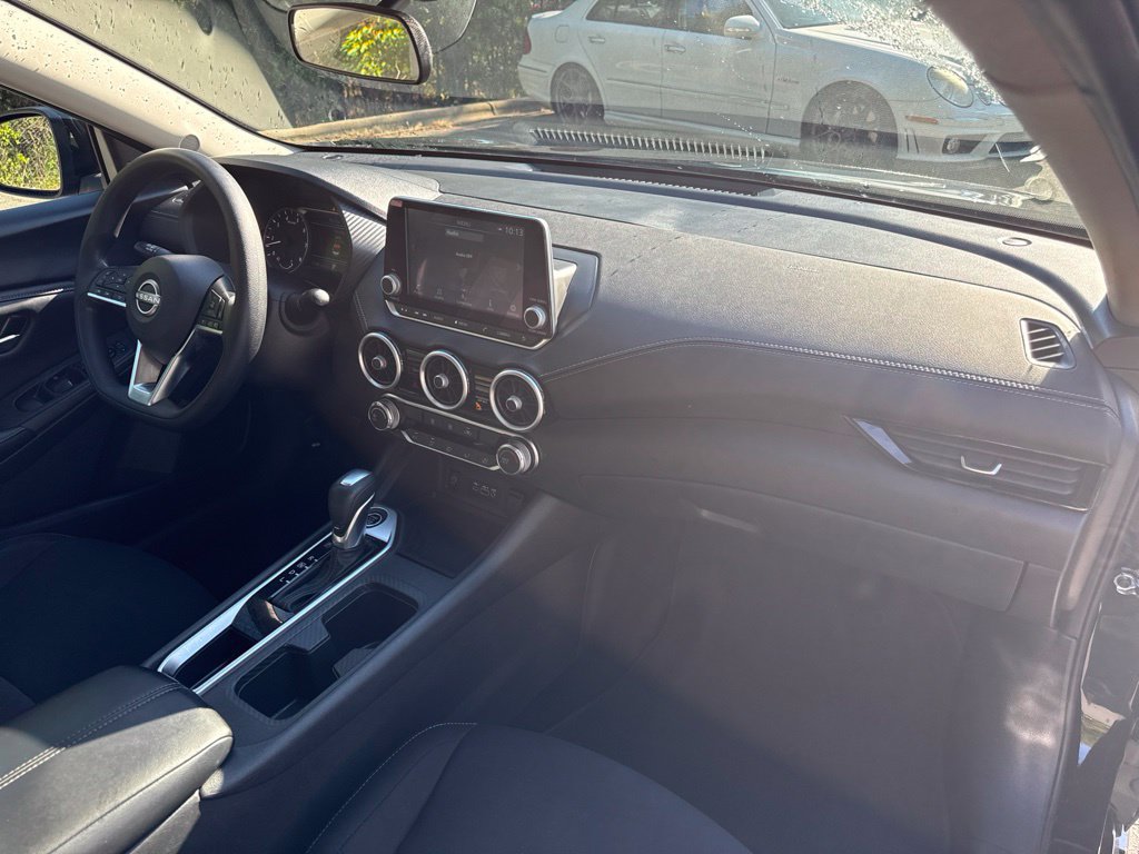 Used 2025 Nissan Sentra SV FWD image 39