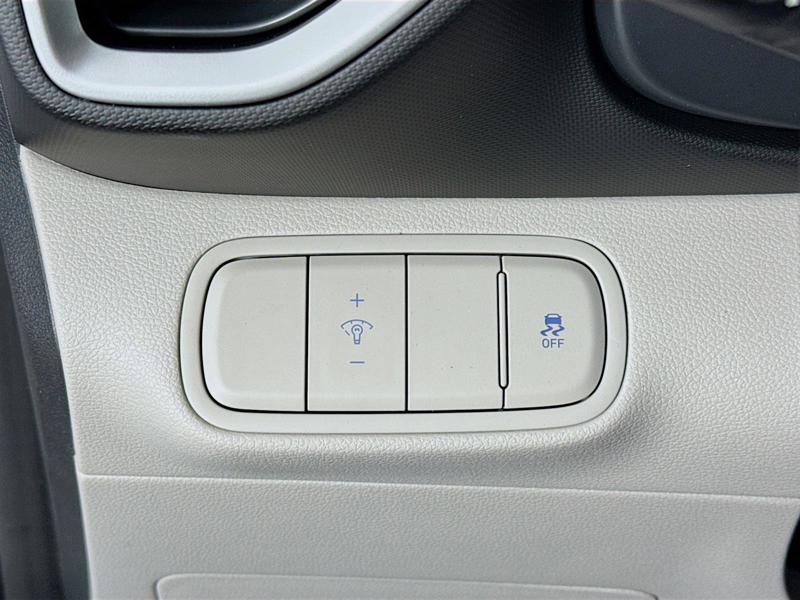 New 2025 Hyundai Venue SEL image 10