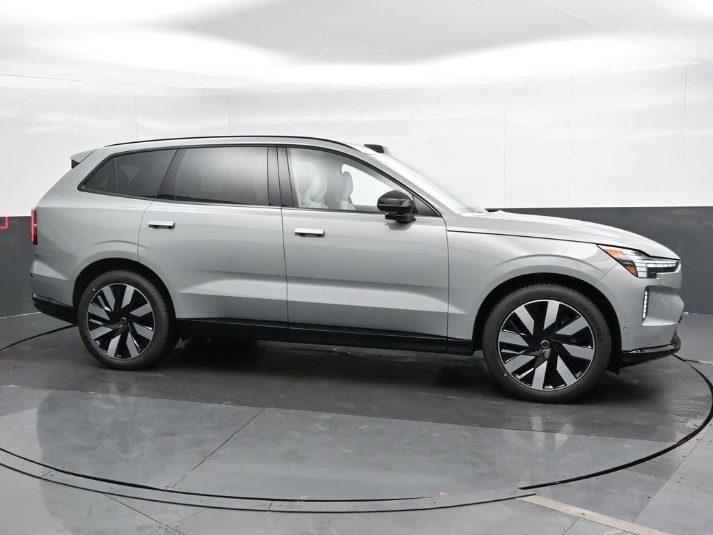 New 2025 Volvo EX90 Ultra image 4