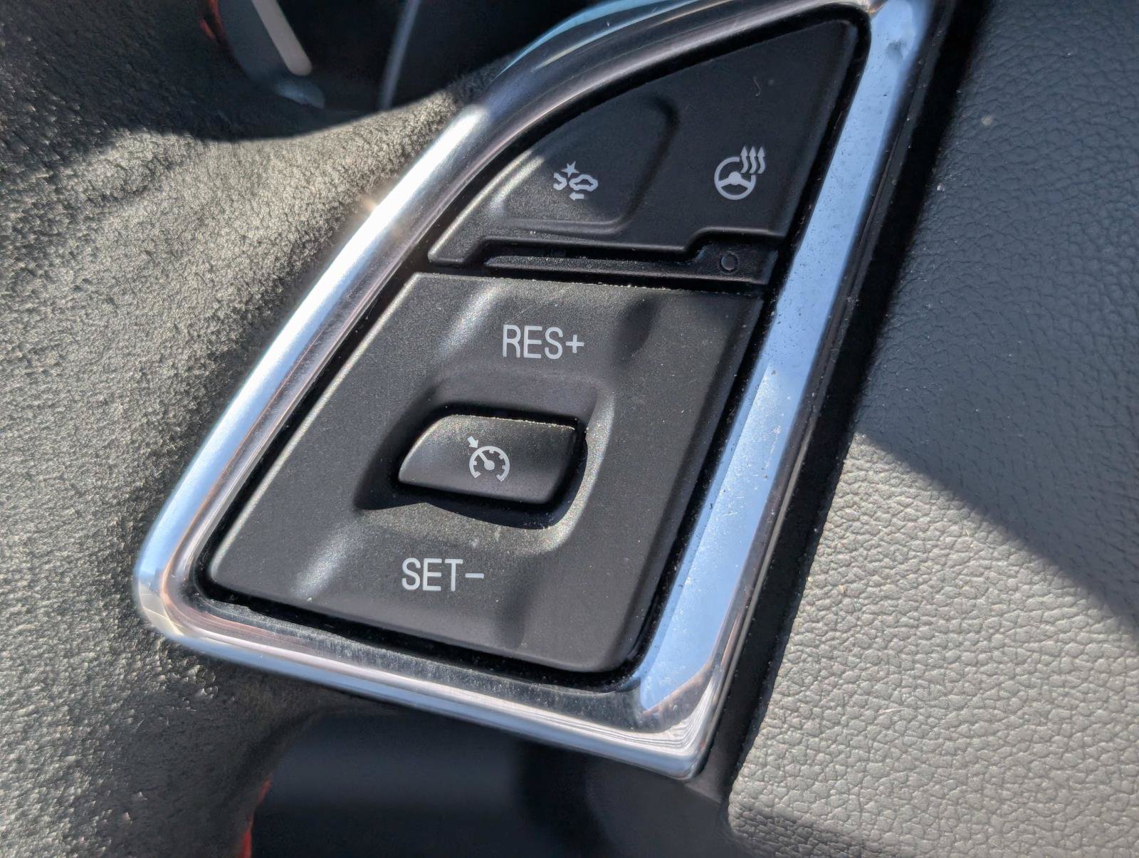 Used 2023 Chevrolet Camaro ZL1 RWD image 17
