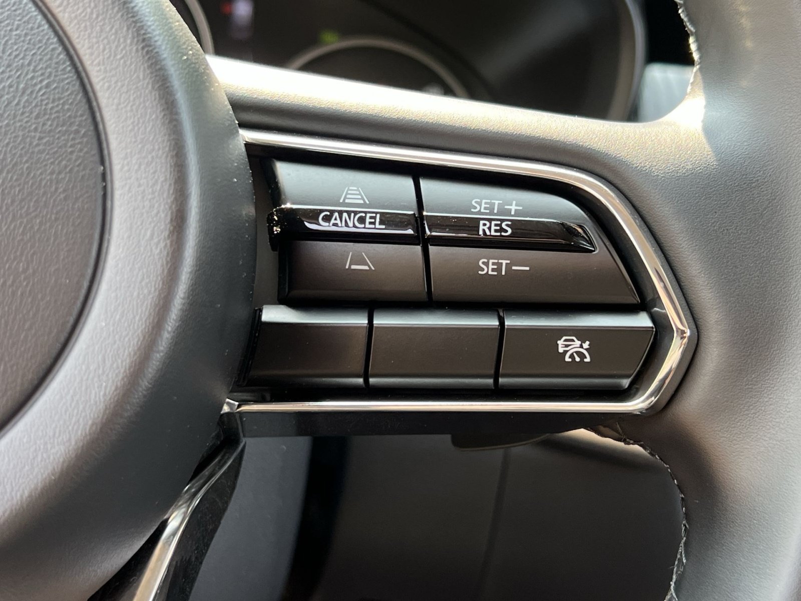 Used 2024 MAZDA CX-90 3.3 Turbo w/ Select Package AWD/4WD image 40