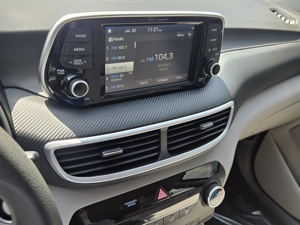 Used 2021 Hyundai Tucson Value FWD image 18