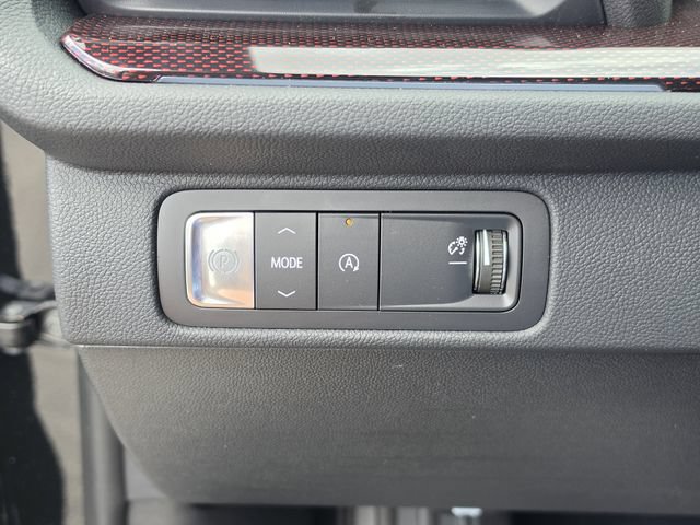 New 2026 Chevrolet Traverse RS w/ LPO, Floor Liner Package FWD image 32