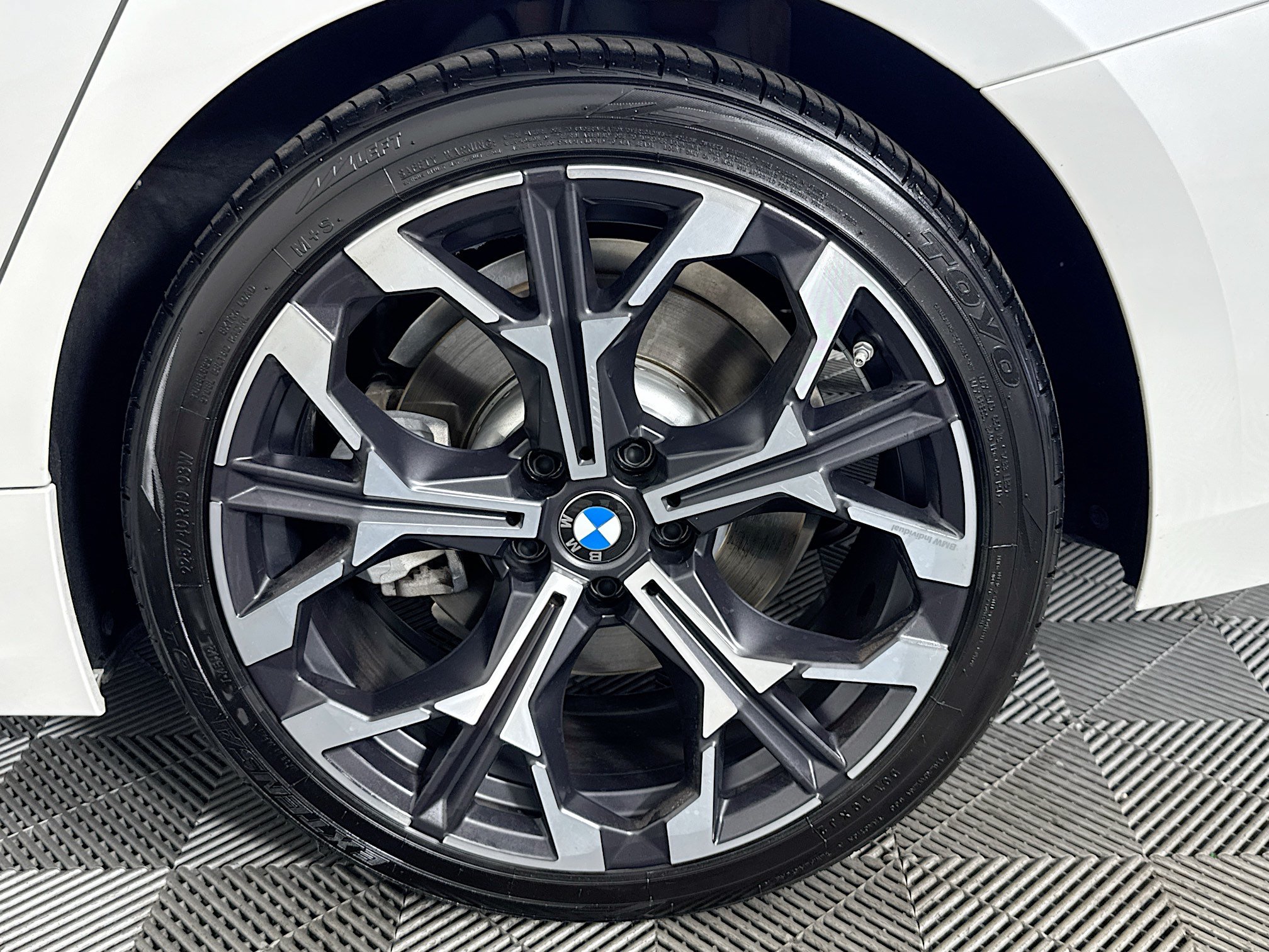Used 2026 BMW 330i Sedan RWD image 35