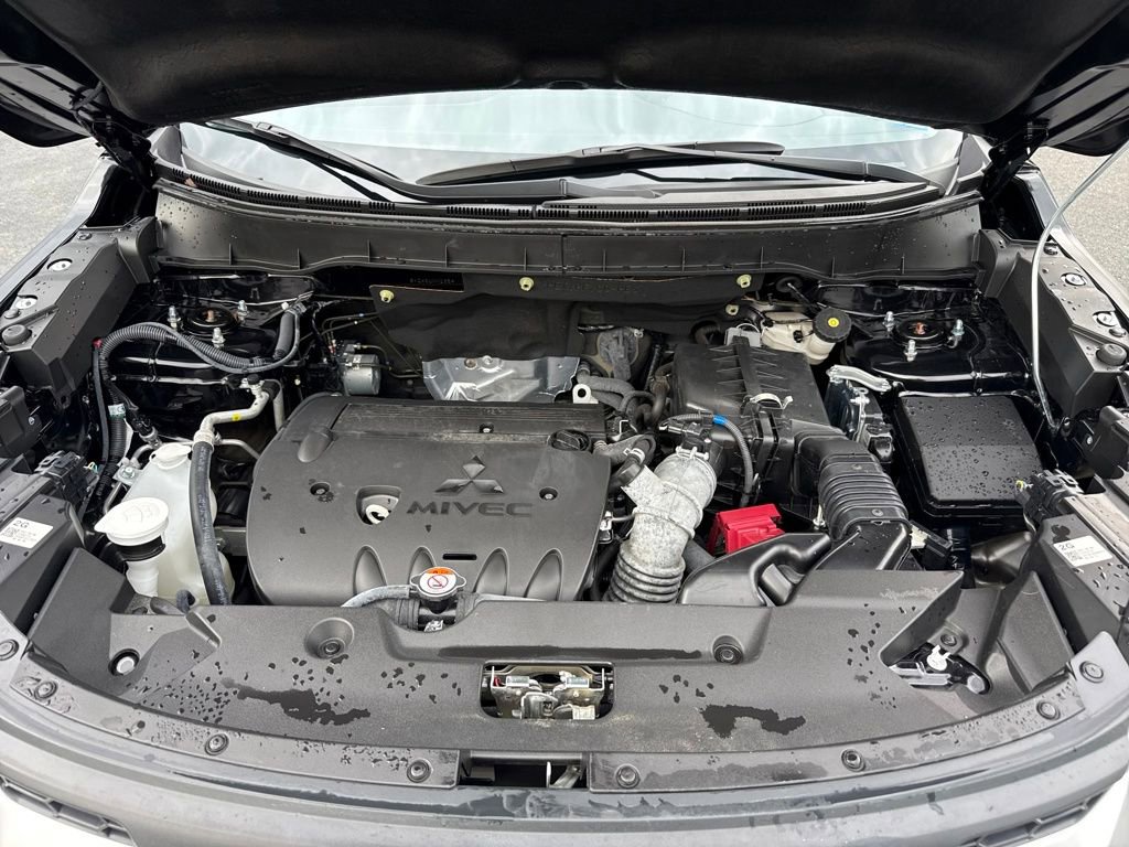 Used 2025 Mitsubishi Outlander Sport AWD image 24