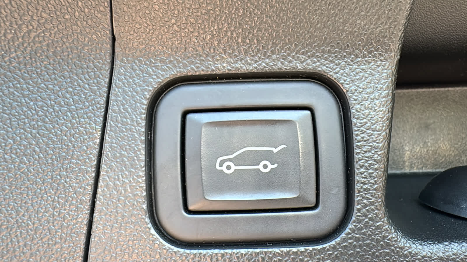 Used 2023 GMC Acadia SLE w/ Driver Convenience Package AWD/4WD image 35