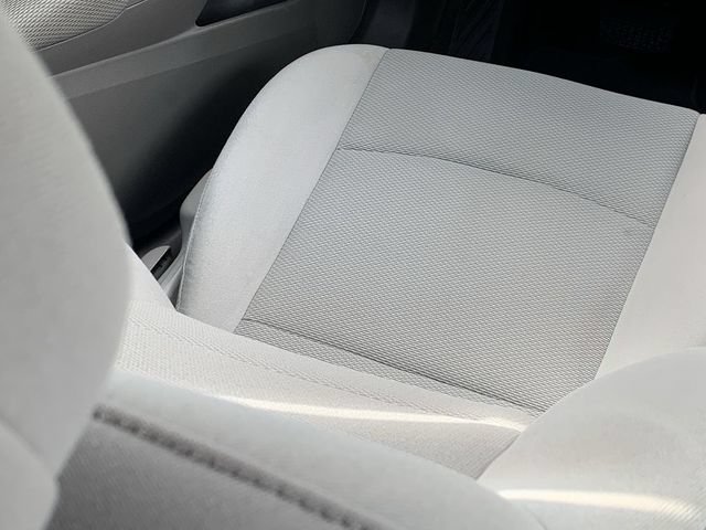 Used 2018 Chevrolet Cruze LT FWD image 18