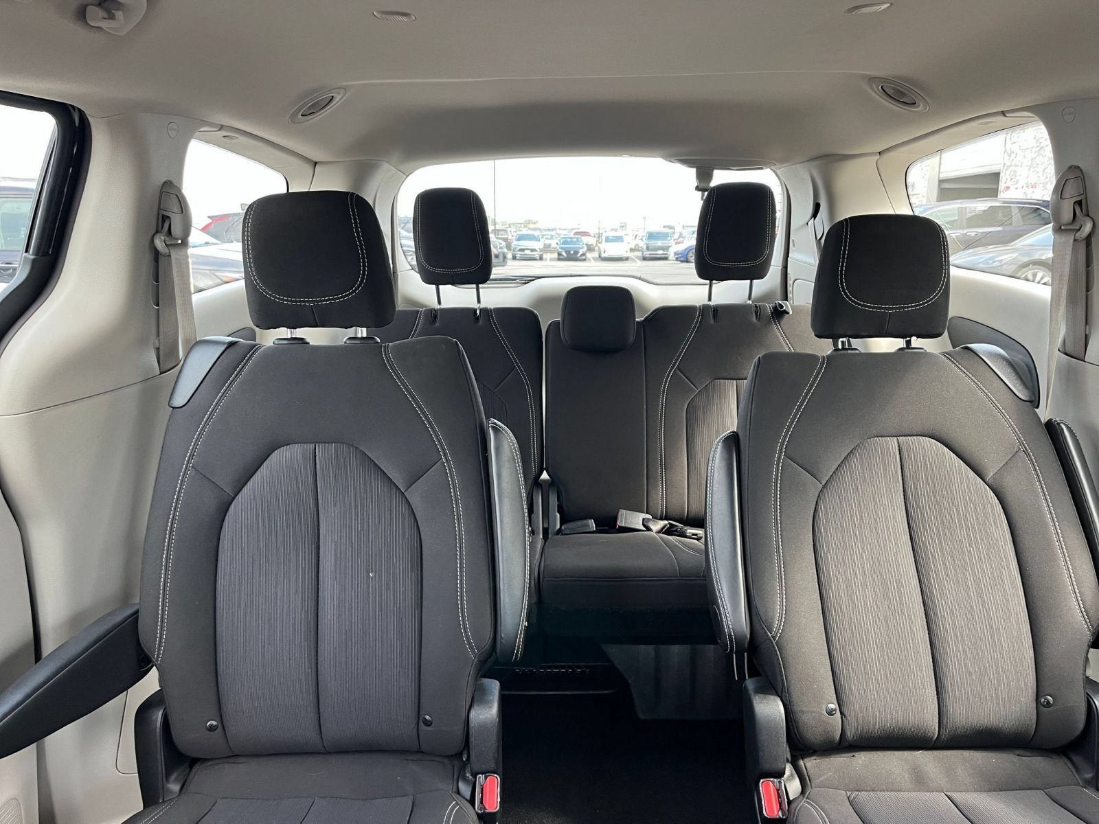 Used 2024 Chrysler Voyager LX FWD image 40