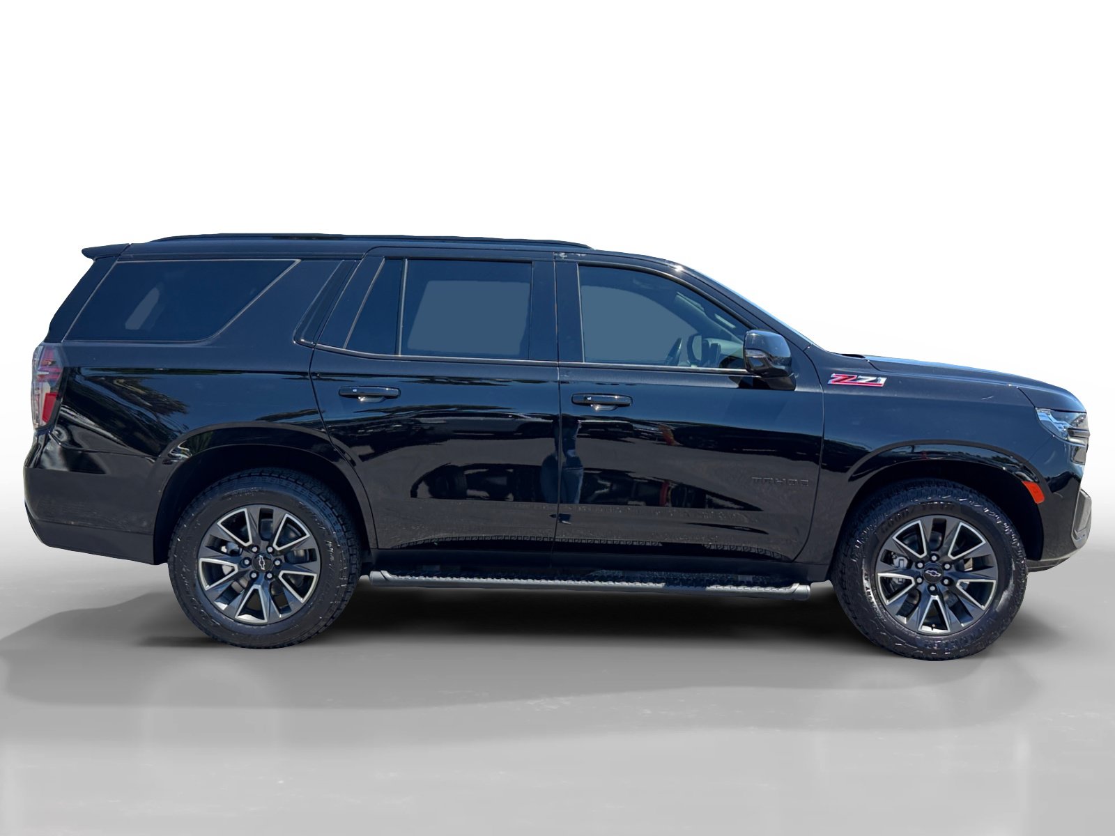 Used 2023 Chevrolet Tahoe Z71 w/ Luxury Package AWD/4WD image 6
