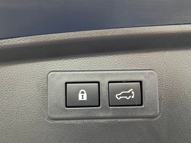 Used 2025 Subaru Outback Premium image 24