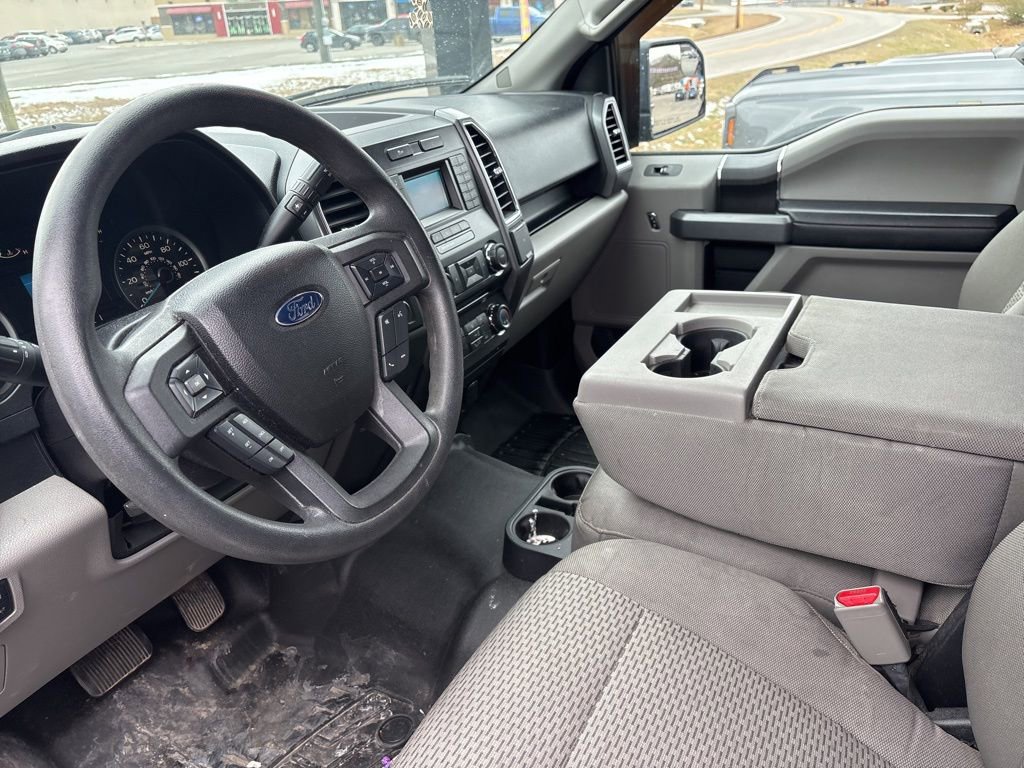 Used 2015 Ford F150 XLT image 8