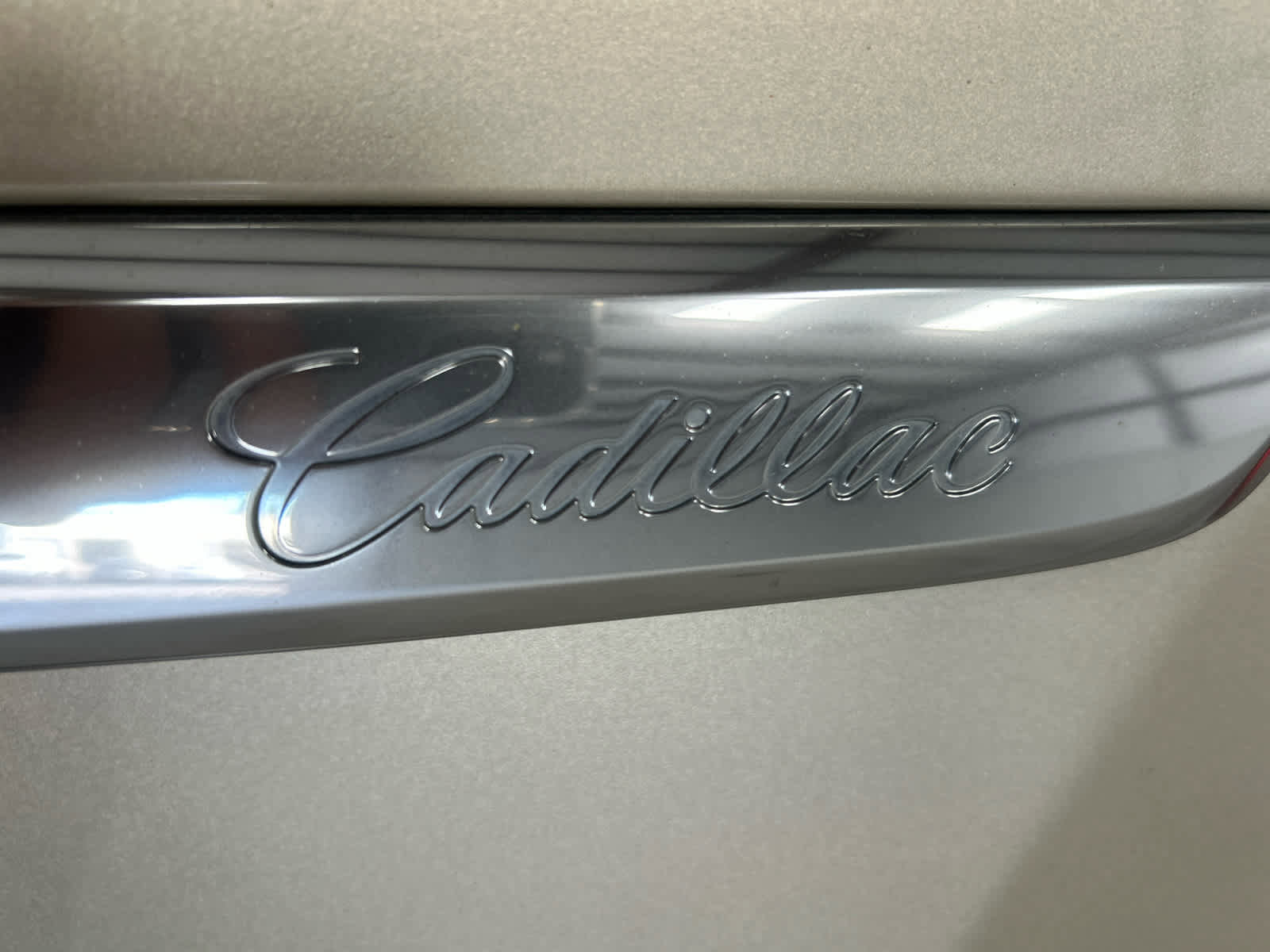 Used 2015 Cadillac XTS Luxury w/ Driver Awareness Package image 9