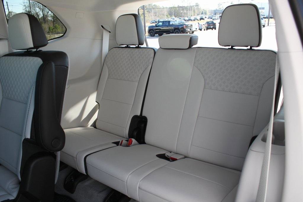 New 2026 GMC Acadia Denali w/ Super Cruise Package image 7