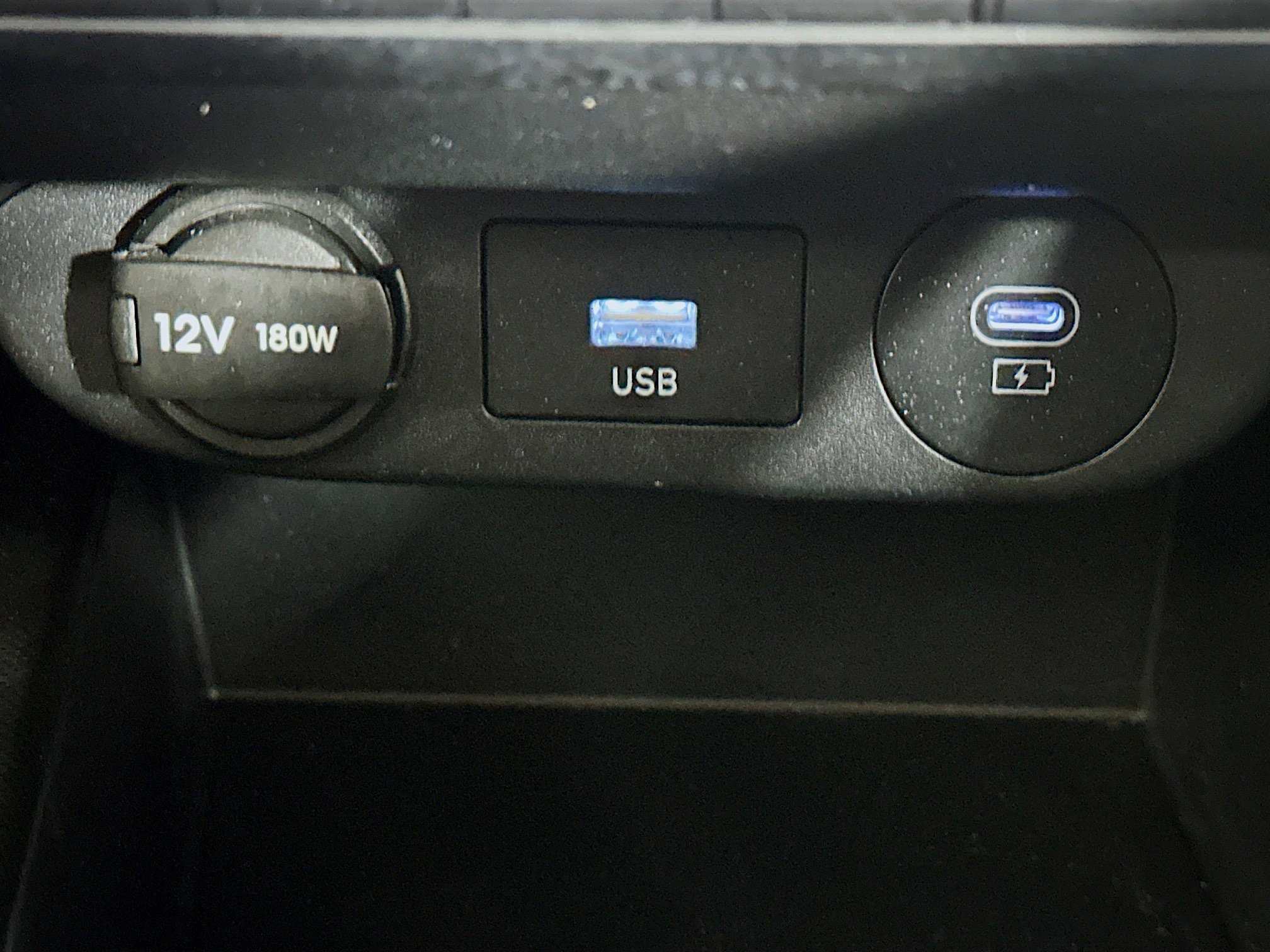 Used 2024 Hyundai Elantra Blue image 26