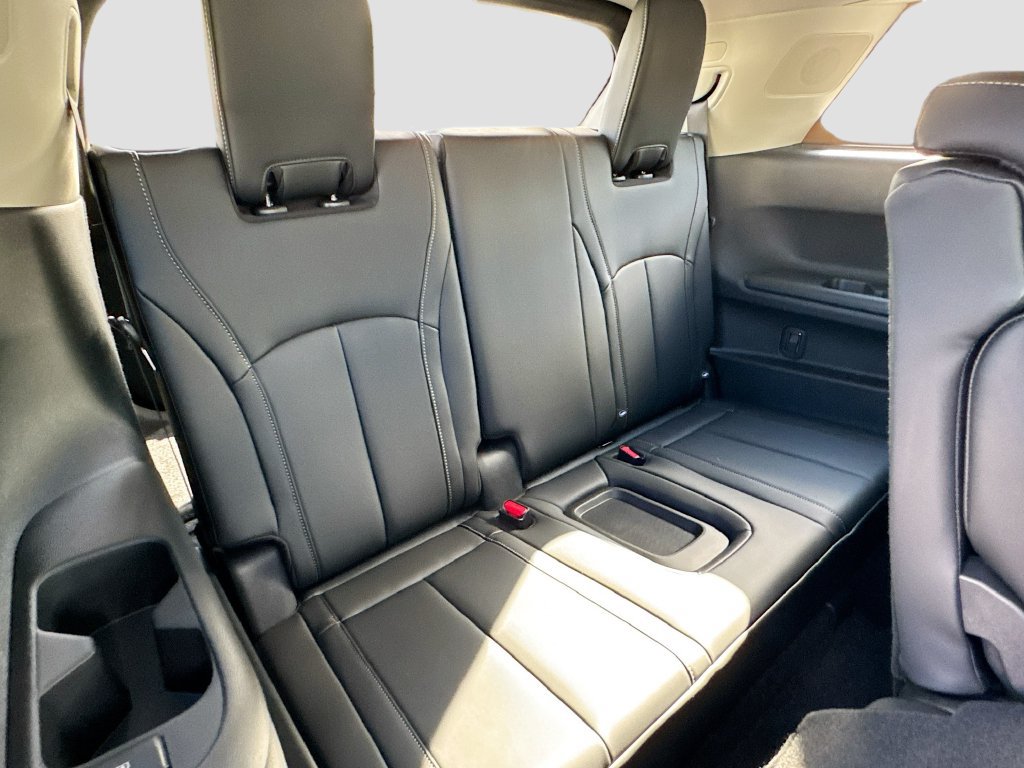Used 2027 INFINITI QX60 Luxe w/ Cargo Package FWD image 30