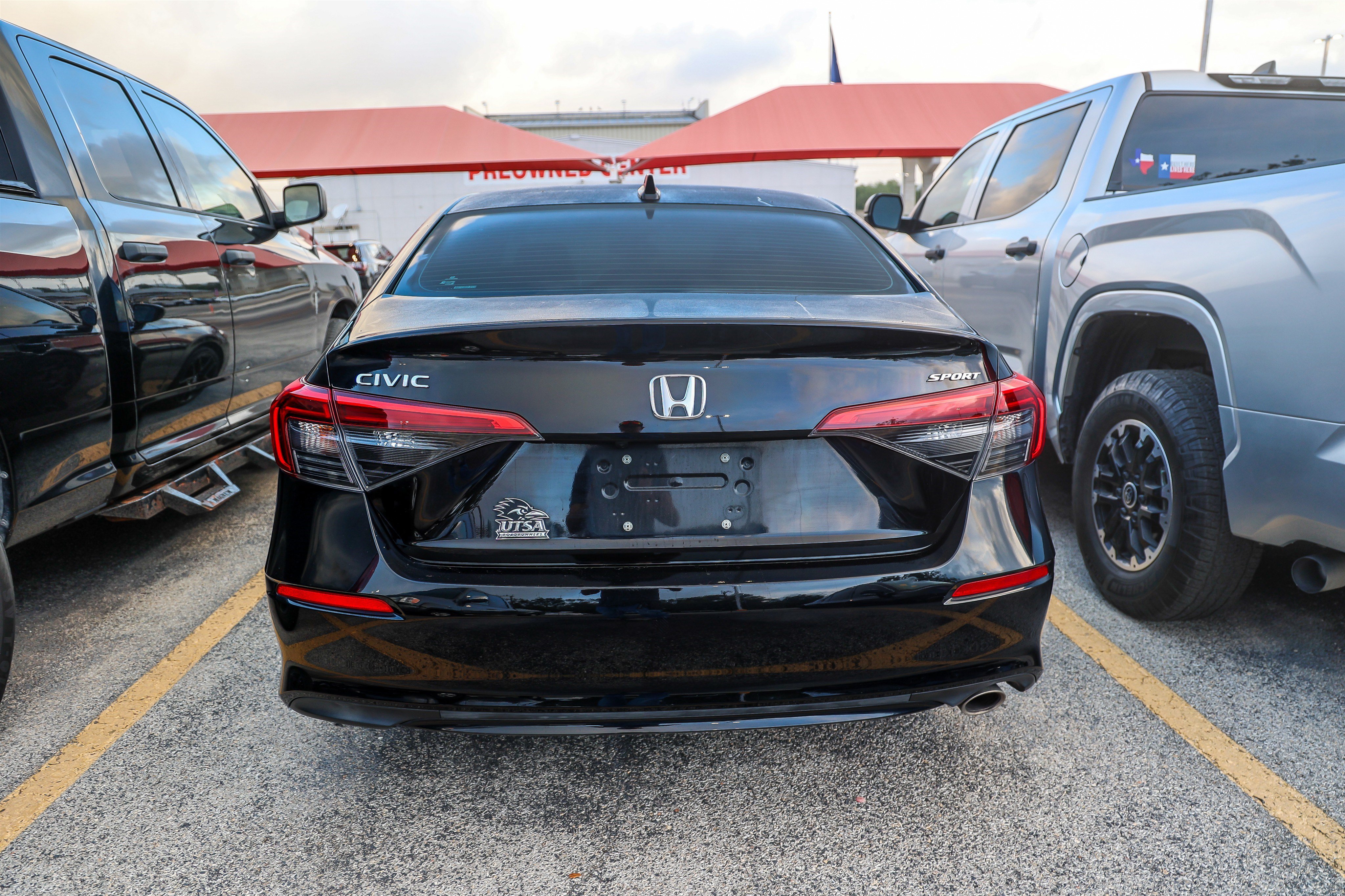 Used 2022 Honda Civic Sport image 9
