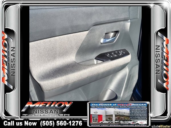 Used 2025 Nissan Kicks SV image 6