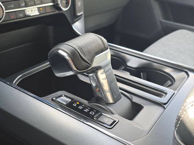 Used 2023 Ford F150 Lightning XLT AWD/4WD image 34