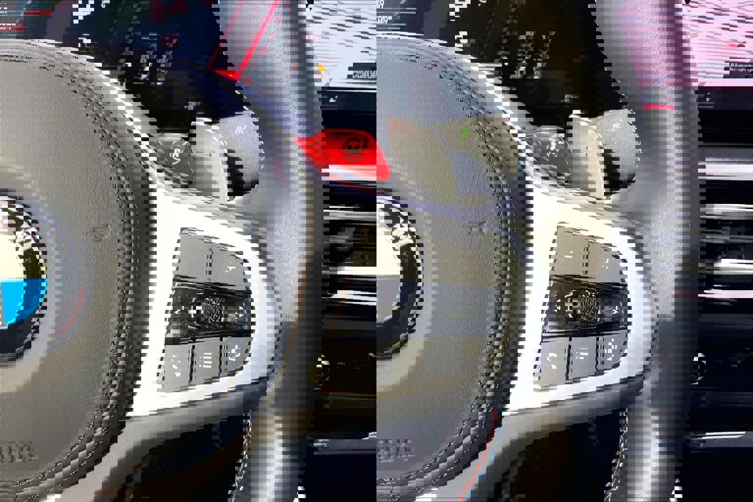 Used 2023 BMW M2 image 21