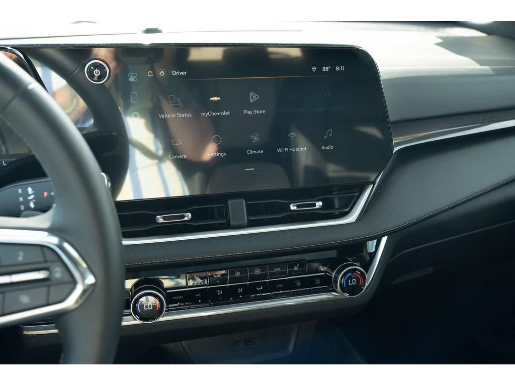 Used 2026 Chevrolet Equinox LT w/ Convenience Package II FWD image 24