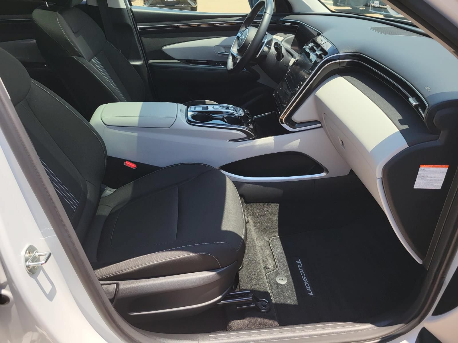 Certified 2022 Hyundai Tucson SEL AWD/4WD image 9