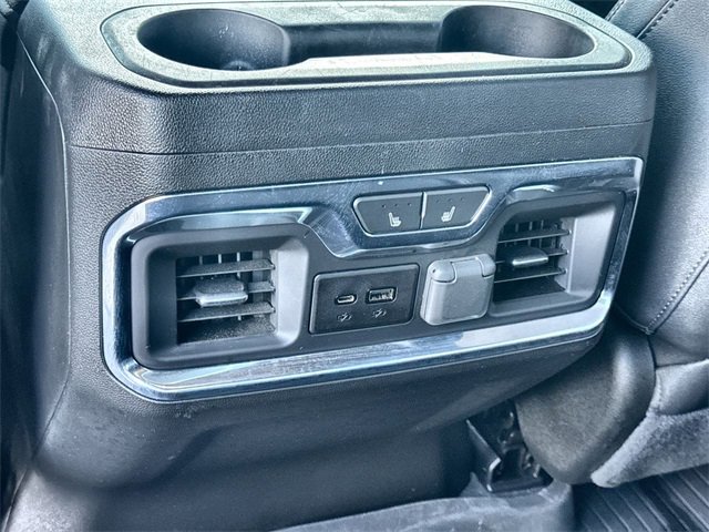 Used 2022 GMC Sierra 2500 AT4 w/ AT4 Premium Plus Package image 17