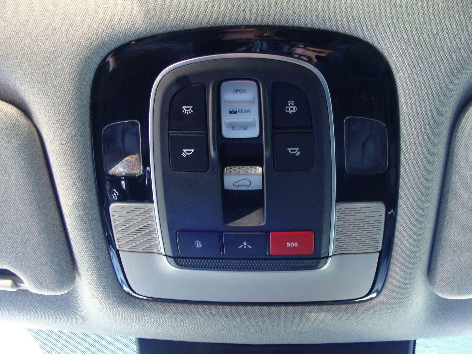 Used 2022 Hyundai Palisade Limited w/ Cargo Package image 40